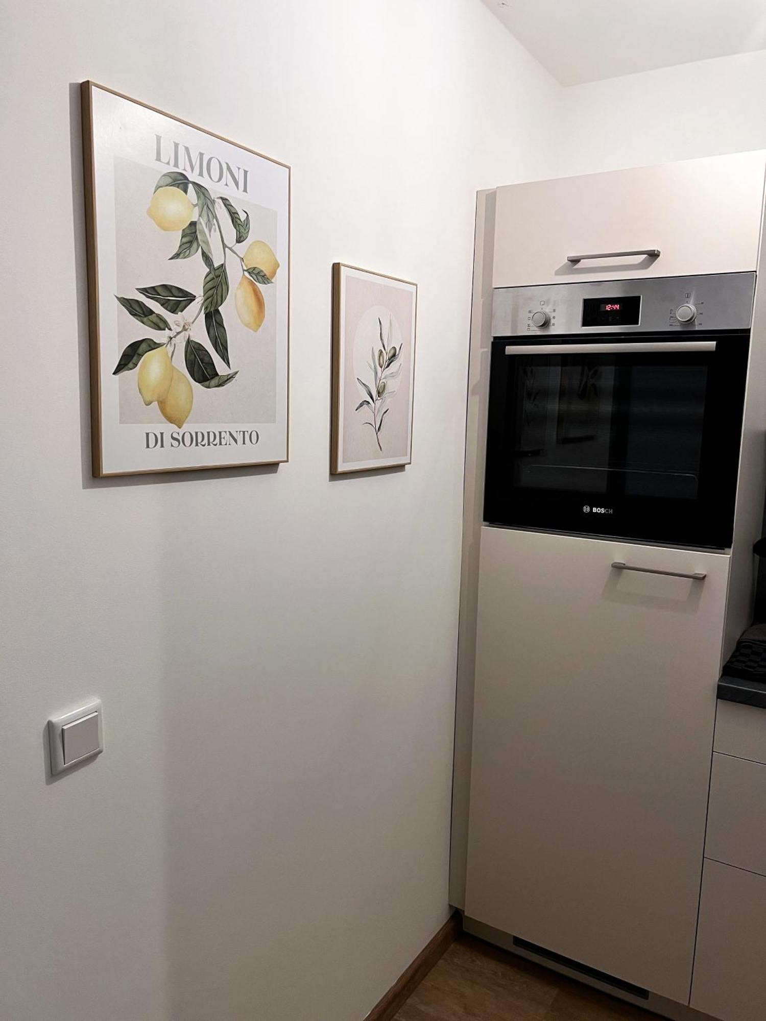 Apartamento Zentrale Wohlfuehloase Mit Parkplatz Osnabrück Exterior foto