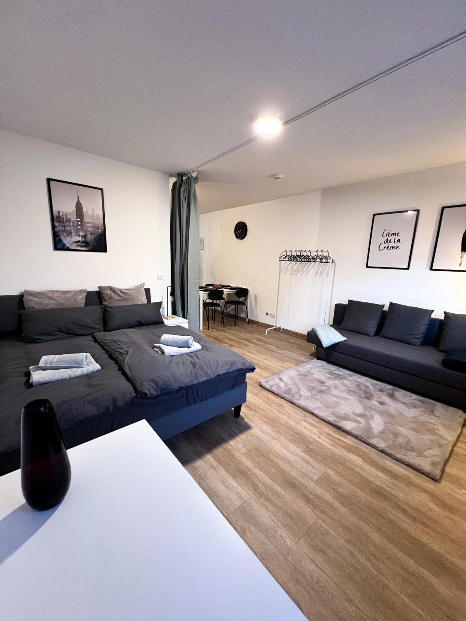 Apartamento Zentrale Wohlfuehloase Mit Parkplatz Osnabrück Exterior foto