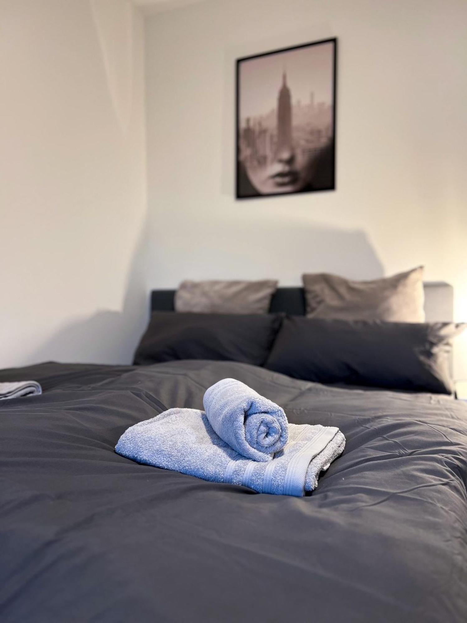 Apartamento Zentrale Wohlfuehloase Mit Parkplatz Osnabrück Exterior foto