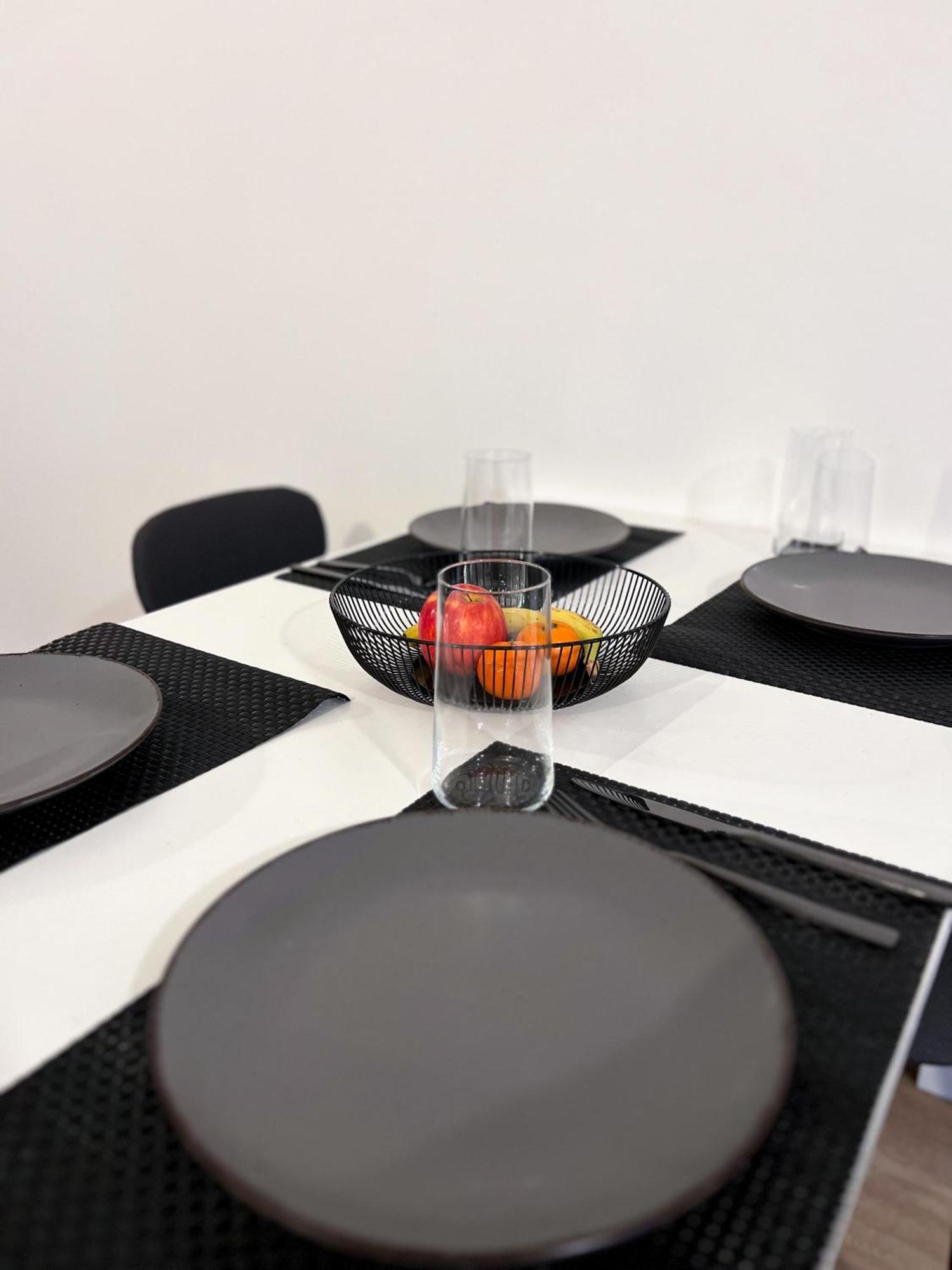 Apartamento Zentrale Wohlfuehloase Mit Parkplatz Osnabrück Exterior foto