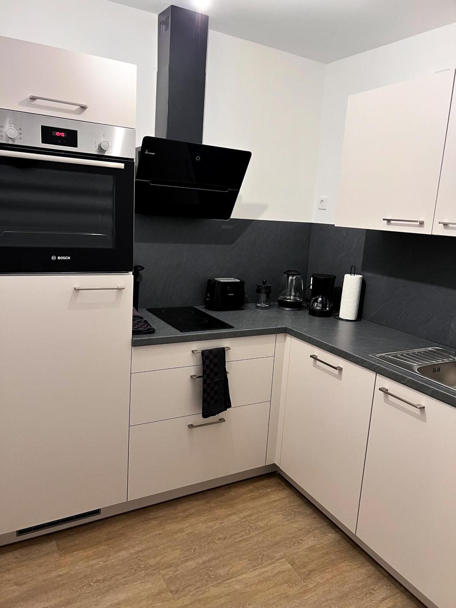 Apartamento Zentrale Wohlfuehloase Mit Parkplatz Osnabrück Exterior foto